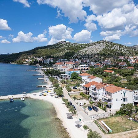 Villa Rozana - Beachfront Wellness Retreat Сегет Враница Екстериор снимка