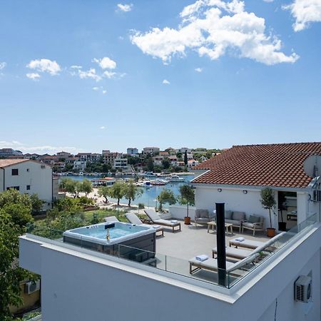 Villa Rozana - Beachfront Wellness Retreat Сегет Враница Екстериор снимка