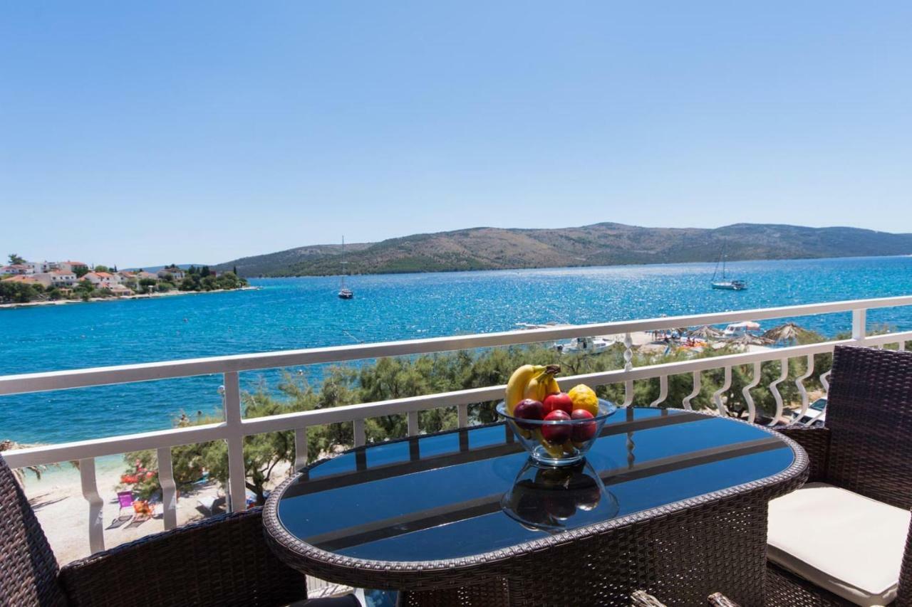 Villa Rozana - Beachfront Wellness Retreat Сегет Враница Екстериор снимка